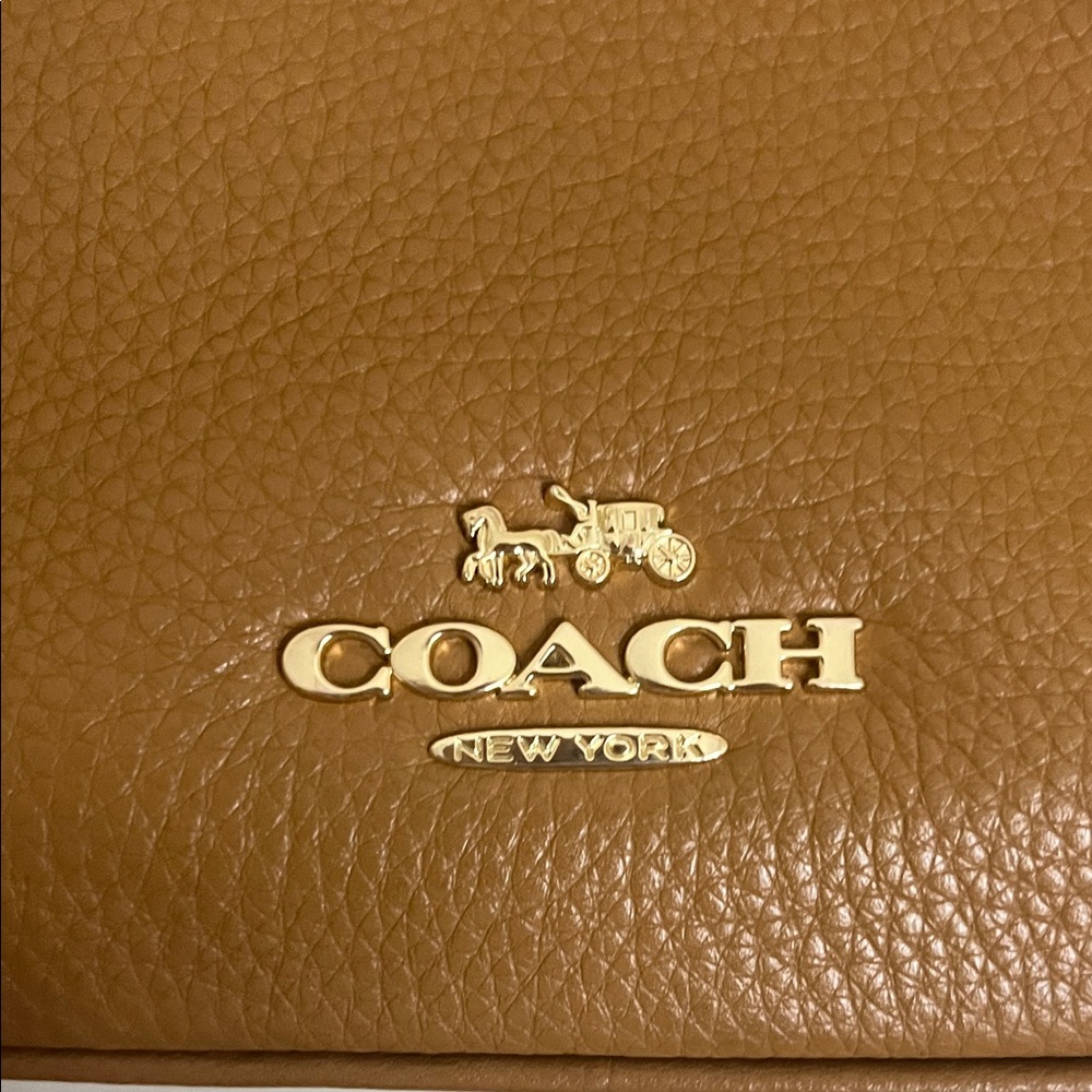 Coach Women’s Tan Leather Crossbody Bag NWOT - Picture 2 of 11